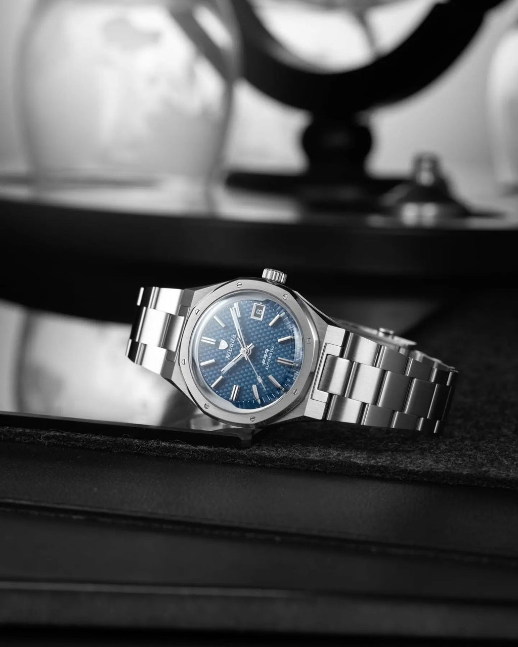 NIVADA GRENCHEN AUTOMATIC F77 BLUE 37MM 69001A77