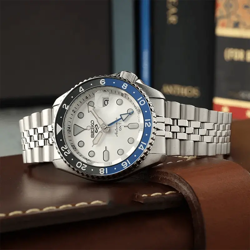 SEIKO 5 WATCH GMT SKX AUTOMATIC 42.5MM SSK033K1