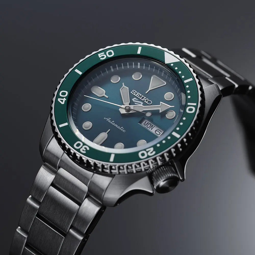 SEIKO 5 WATCH SKX AUTOMATIC 42.5MM SRPD61K1